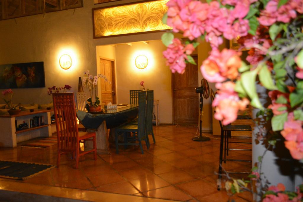 Villa Raquel Seminyak  Ngoại thất bức ảnh