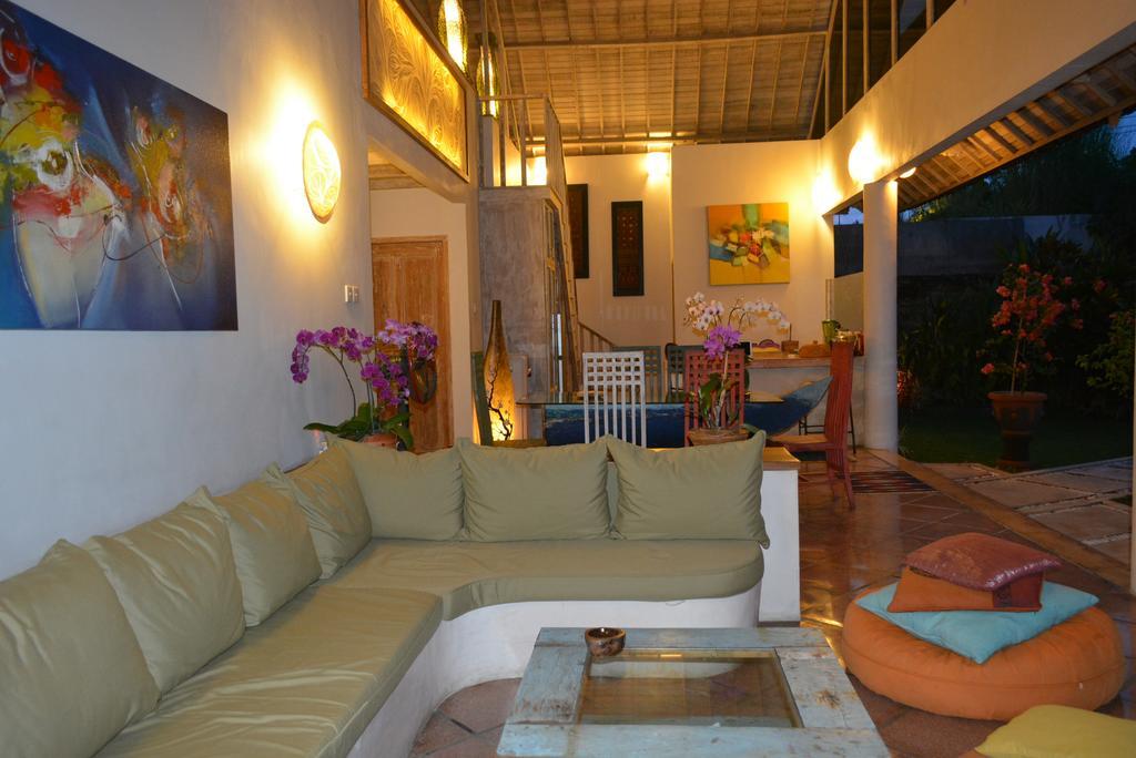 Villa Raquel Seminyak  Ngoại thất bức ảnh