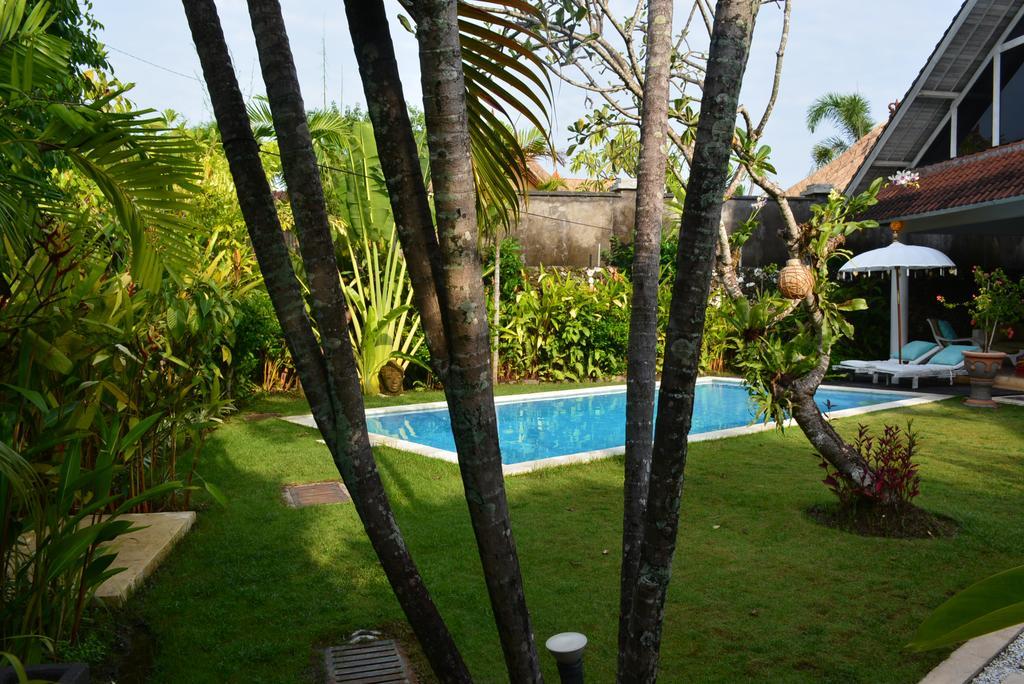 Villa Raquel Seminyak  Ngoại thất bức ảnh